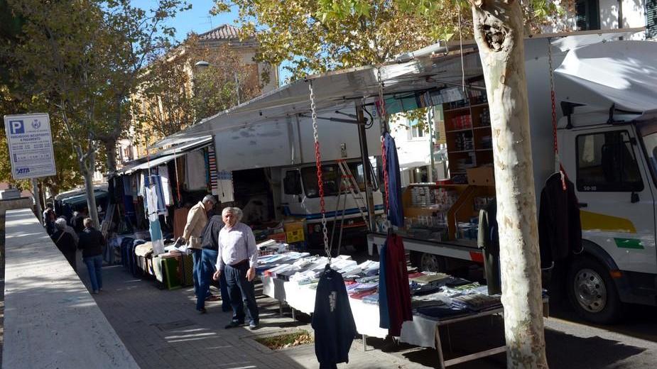 Il rilancio del mercatino parte dal cuore della città