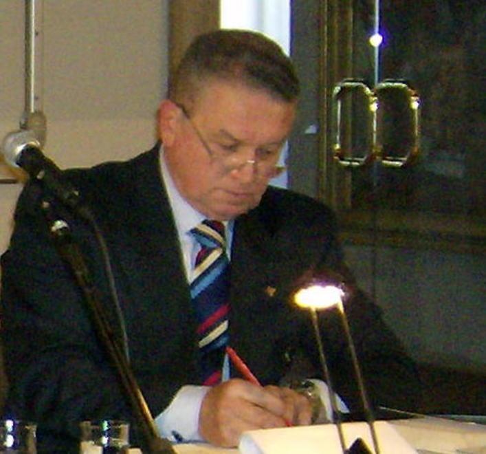 L’addio di Bondeno al professor Malagodi 