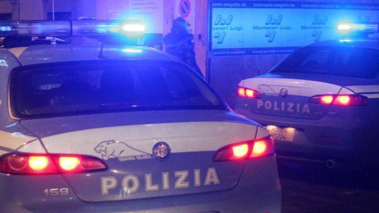 Fugge e perde mezzo chilo di fumo