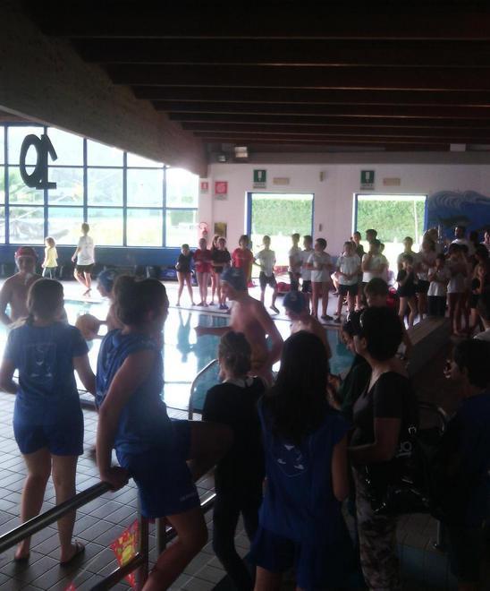 Grande festa per i dieci anni della piscina 