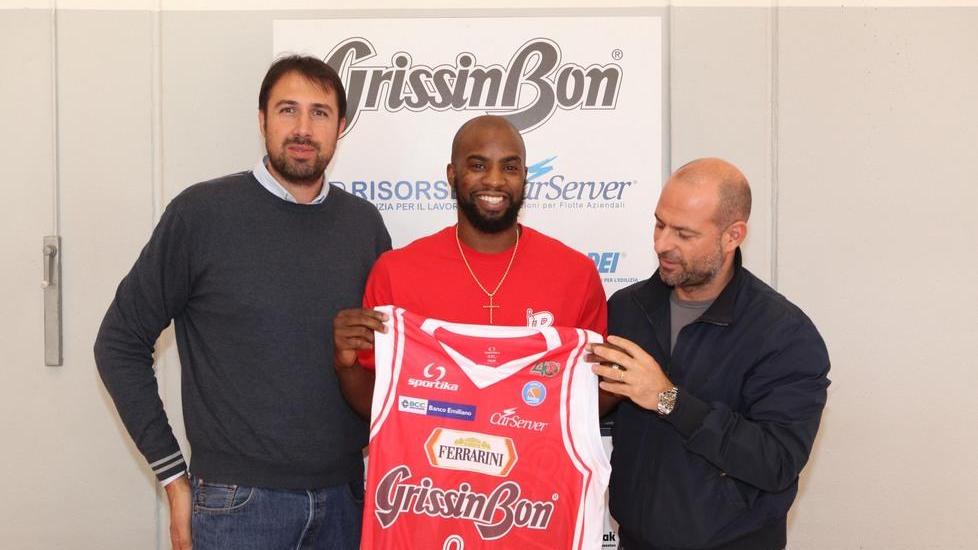 «Mai avuto contatti con franchigie Nba»