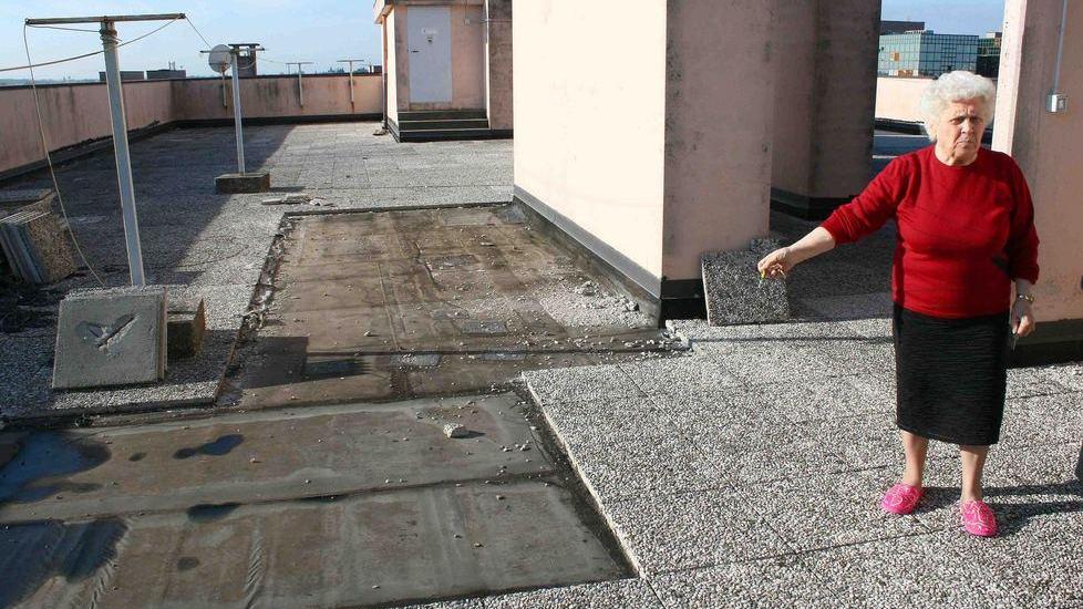 «Nelle case Acer piove dentro nessuno fa manutenzione»