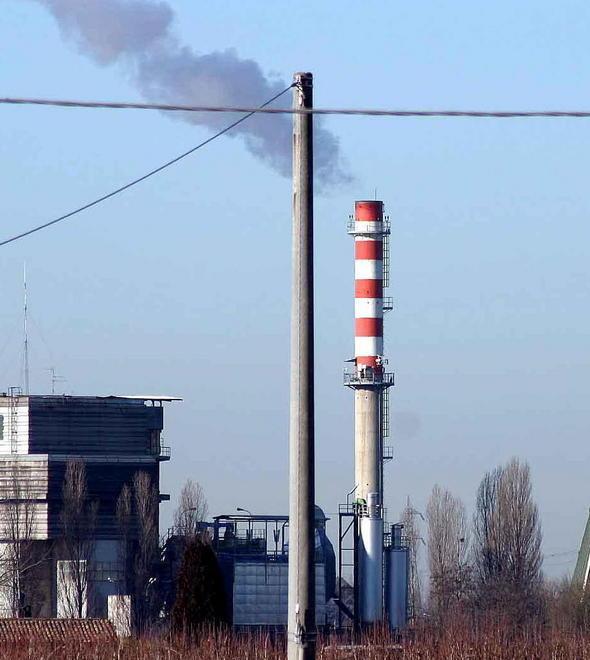 Rifiuti, tutti all’attacco dell’articolo 35 