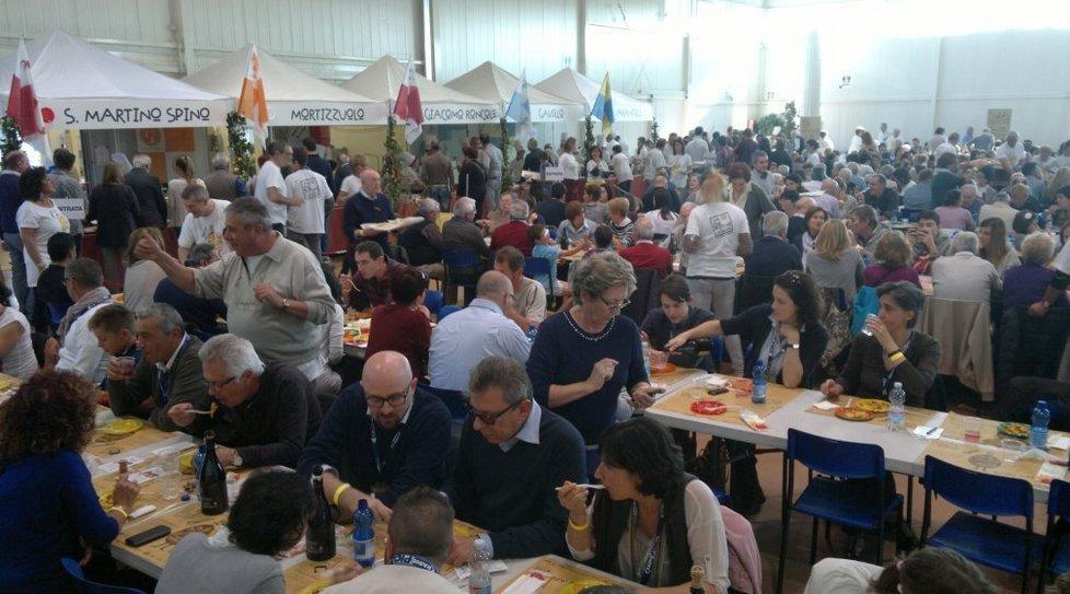 San Giacomo vince il palio del maccherone al pettine 