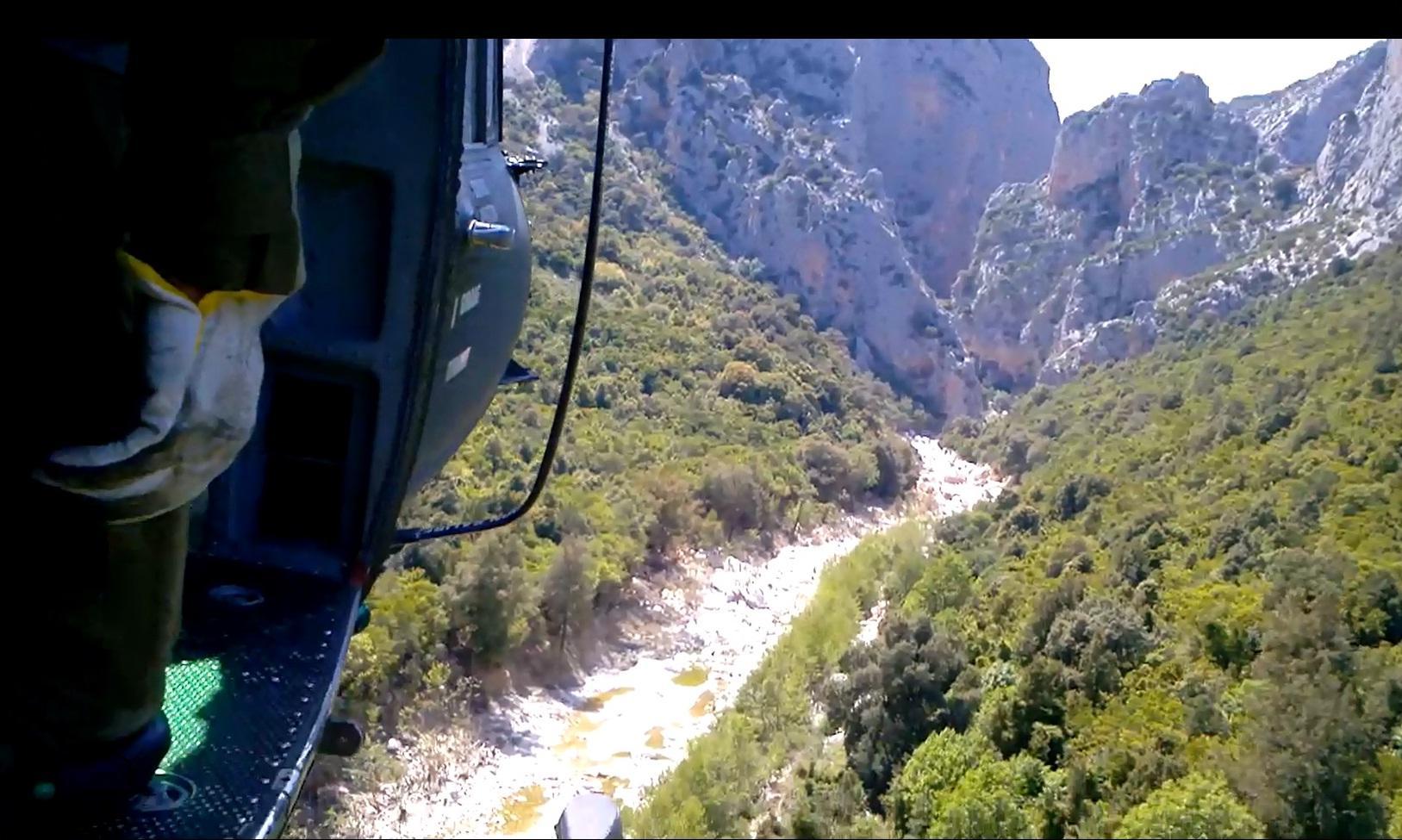 Il canyon Su Gorroppu visto dall'elicottero