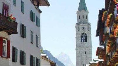 Derubò vacanzieri in quel di Cortina Scoperto con una app