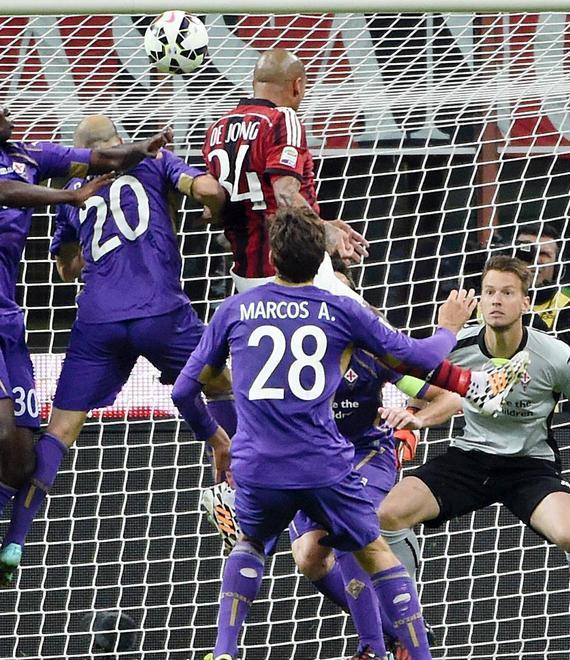 Botta e risposta tra Milan e Fiorentina 
