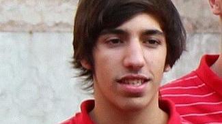 I giovani dei neri vincono facilmente