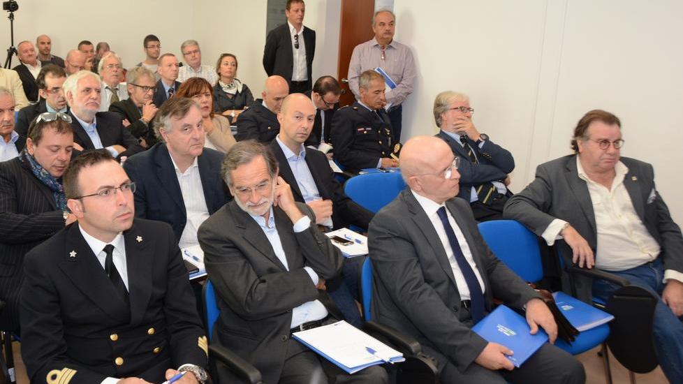 Traffici marittimi, un colpo alla burocrazia