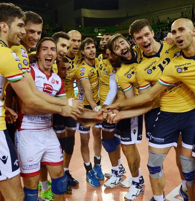 Modena attacca Monza per regalare un altro show 
