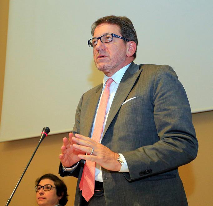 Dopo Farmacie si vendono azioni Hera? 