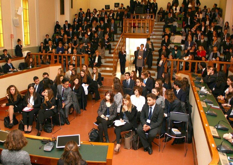 La simulazione dei lavori del Parlamento europeo