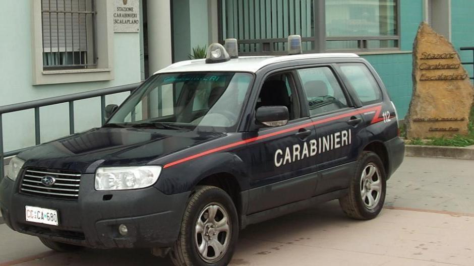 L'uomo è stato denunciato dai carabinieri