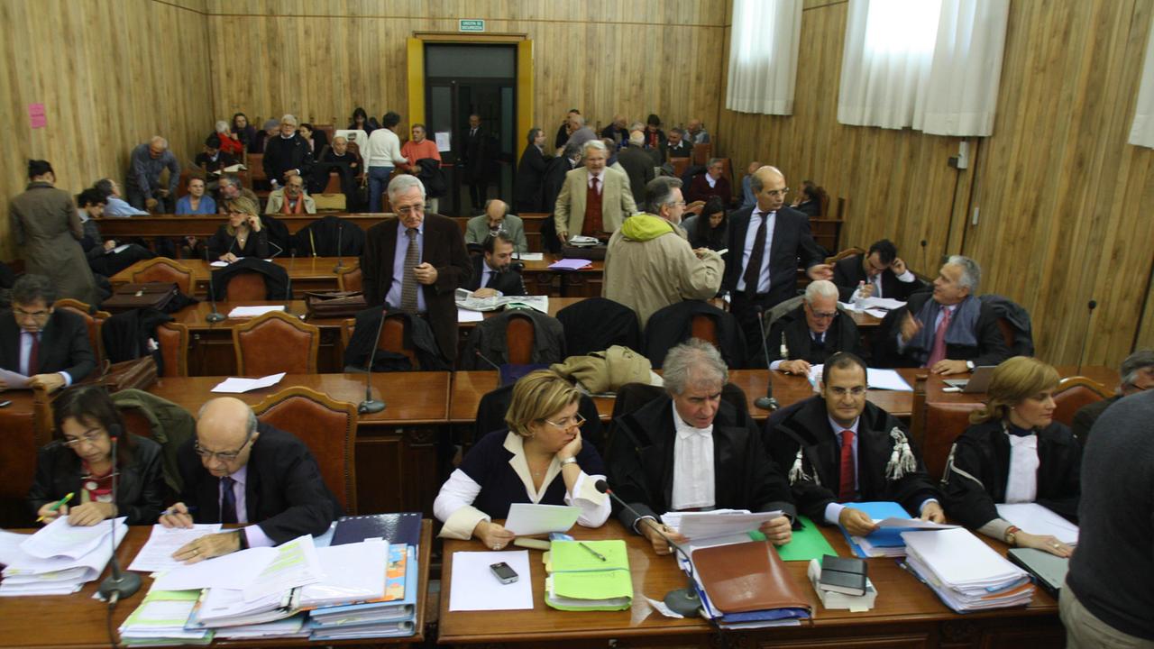 In aula durante il processo, i legali delle parti civili