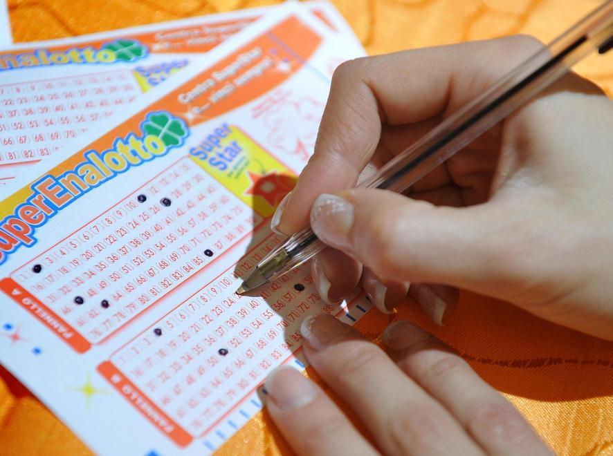 Superenalotto, 53mila euro all’Argentiera 