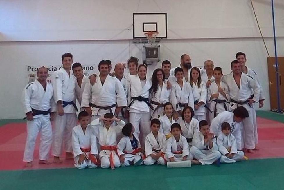 Un esercito di giovani motivati sul tatami