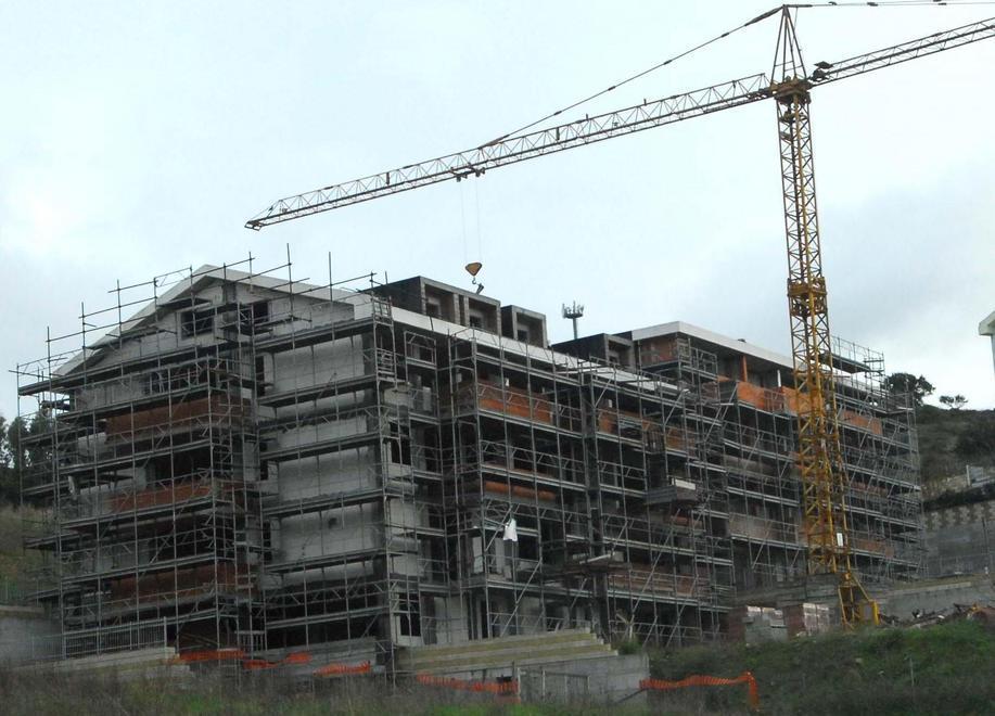 I tecnici: «No al piano di impresa per ampliare gli hotel» 