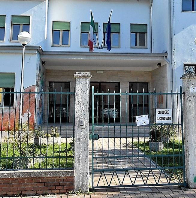 «Sulla scuola intervengano i sindaci» 