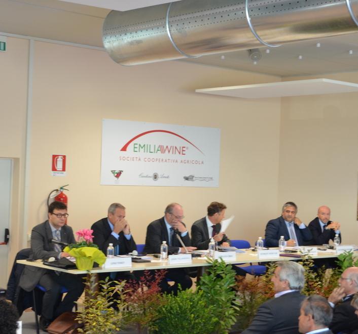 «Settore vitivinicolo, serve un’alleanza con Francia e Spagna» 