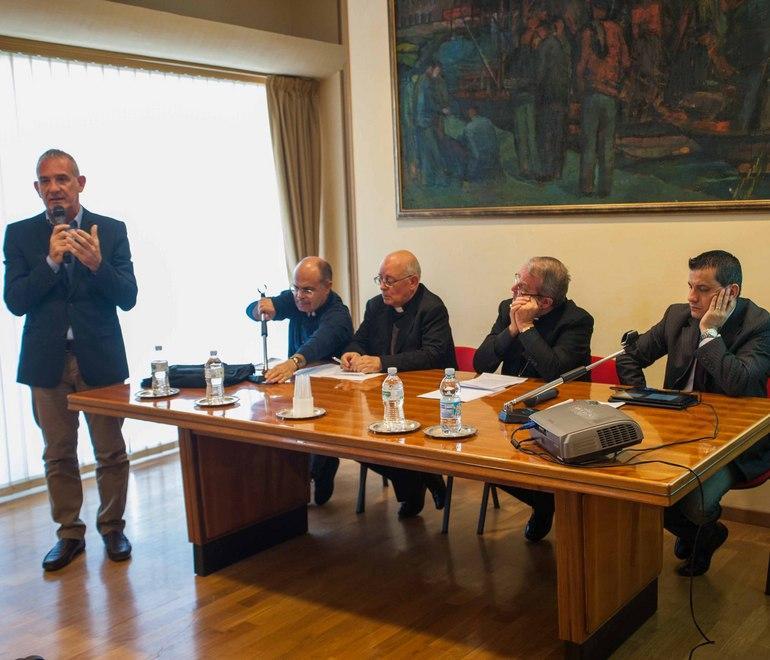 Caritas: l’isola sempre più povera 