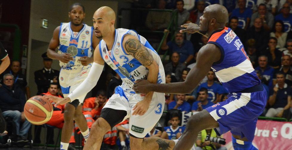 La Dinamo Sassari a Roma per tentare la fuga 