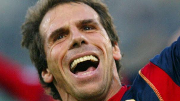 Una vittoria da cineteca nel 2004 con Zola, Langella ed Esposito che fanno i fenomeni