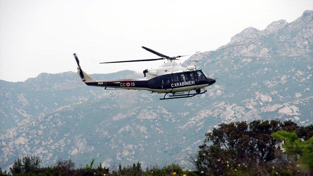 Un elicottero dei carabinieri