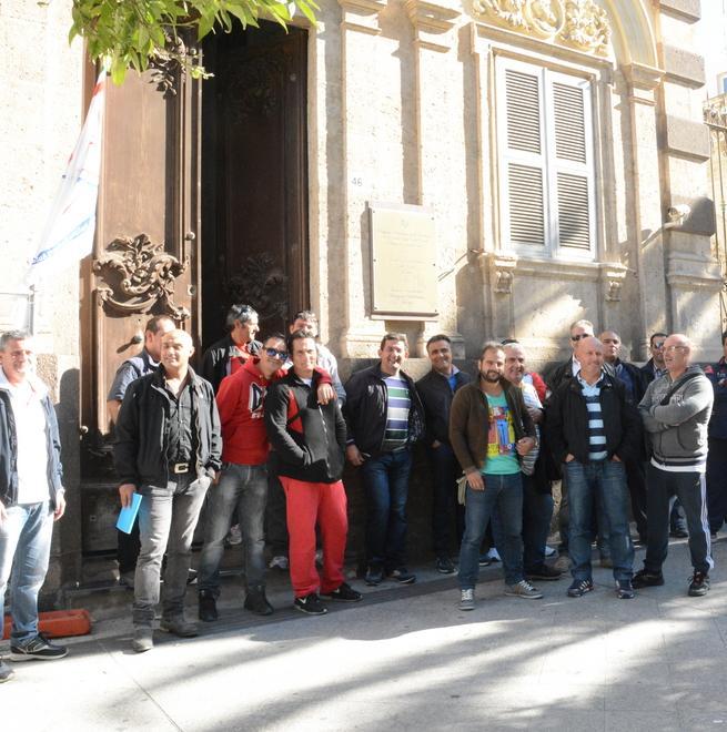Si avvicina lo spettro dei licenziamenti 