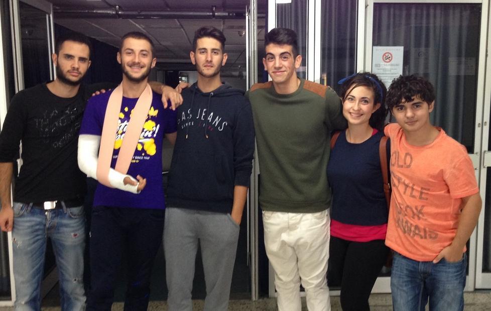 Caccia al voto degli studenti con i videoclip