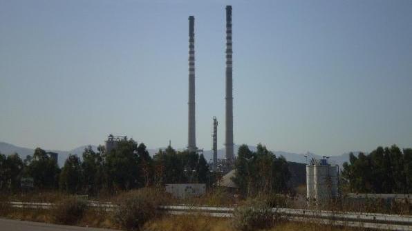 Ladri in azione, rubati i tubi della Centrale