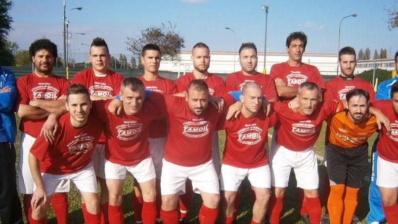 Country Club, sorpasso in vetta In serie B è la giornata dei pareggi