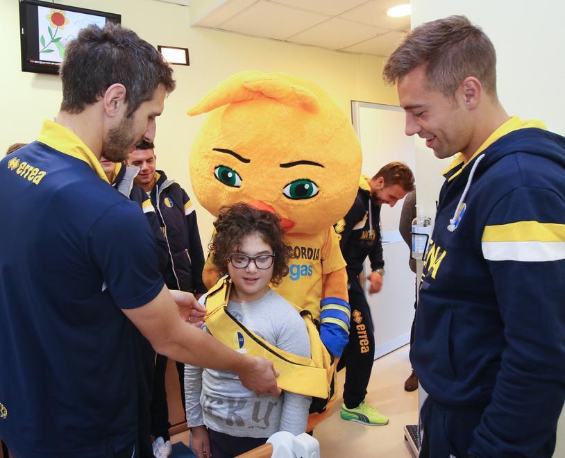 Il regalo dei gialli ai bambini ammalati 
