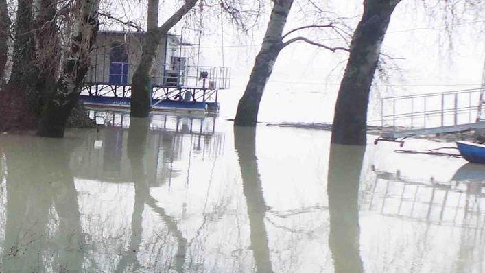 Po, fase di attenzione per la piena