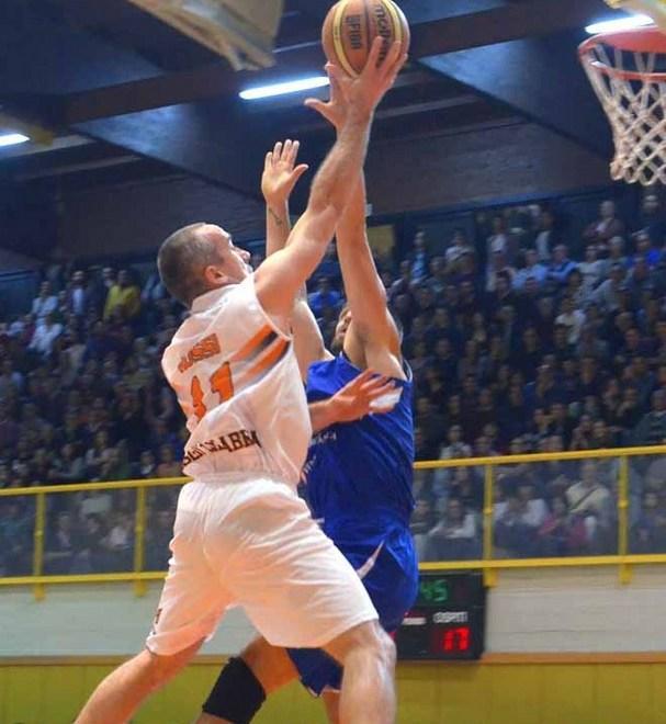 Ecco il primo vero show di Huff Il capitano ed Hasbrouck decisivi