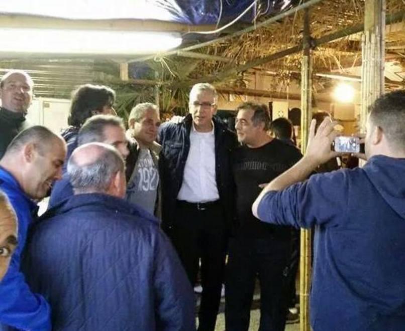 Ex Alcoa alla Glencore, Pigliaru festeggia con gli operai 
