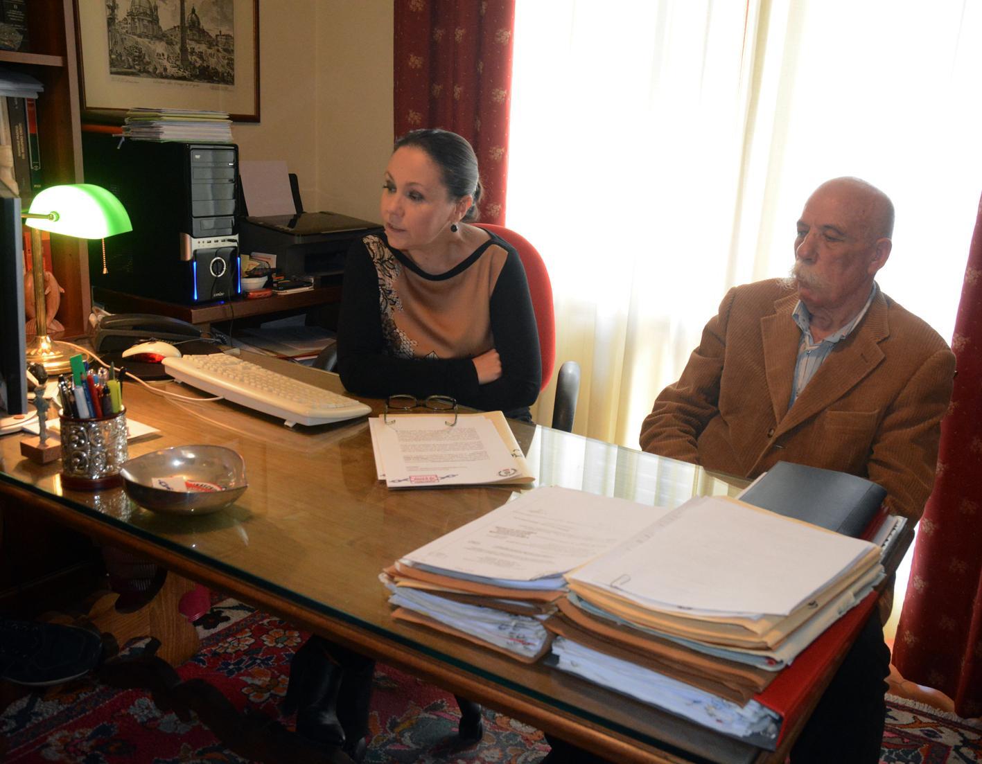 L'avvocato Cristina Puddu e Doddore Meloni