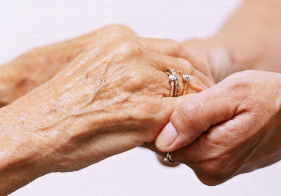 Santa Teresa cerca volontari per anziani e disabili soli