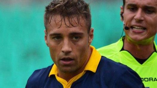 Quattro canarini impegnati con le nazionali