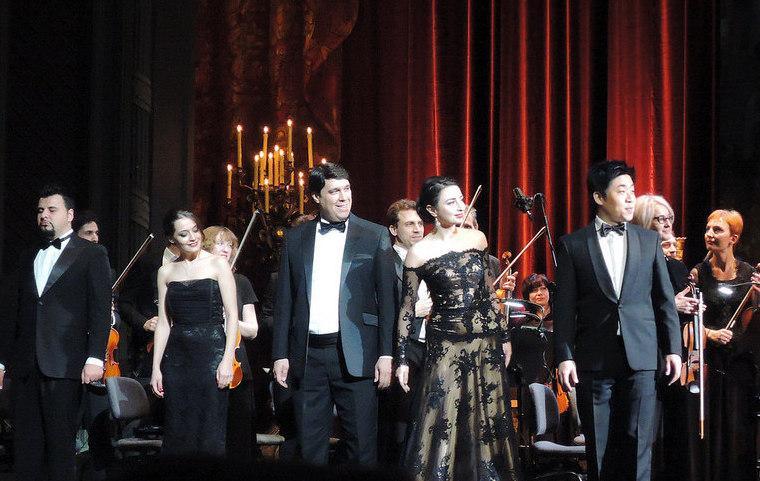 Il Cubec trionfa sul palco del Bolshoi di Mosca 