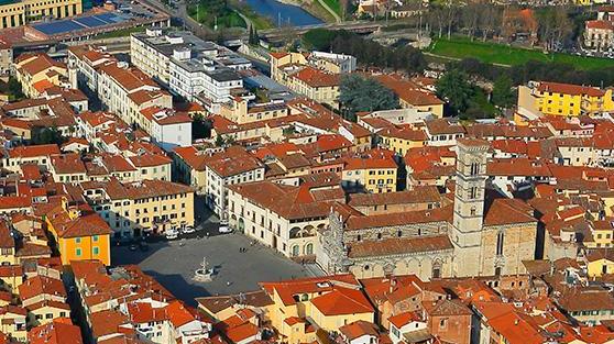 Una veduta di Prato dall'alto