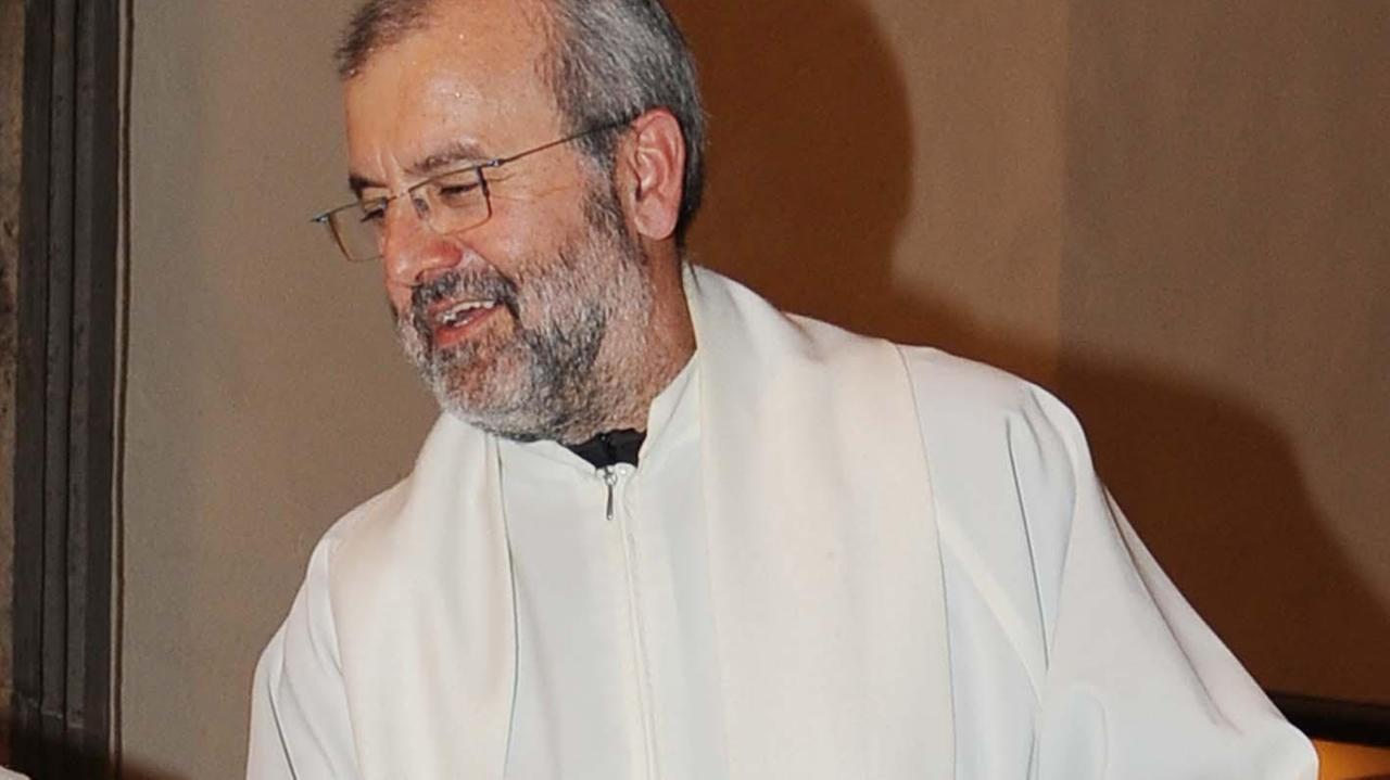 Padre Mario Marchinu