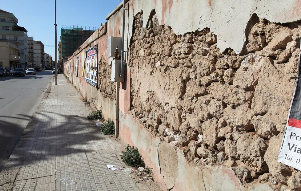 Il muro dello stadio Mariotti rischia di crollare 