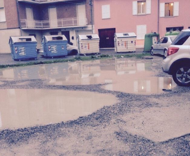 Un lago davanti alla casa di riposo 
