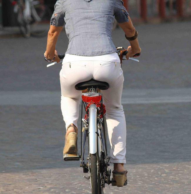 I ciclisti restano in testa 