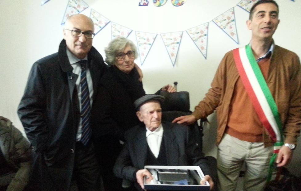Festa e targa per il centenario «Tiu Boranghelu» Meloni 