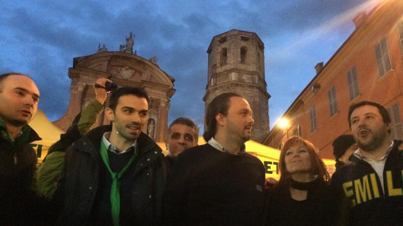 Salvini a Reggio, la contestazione su Bella Ciao
