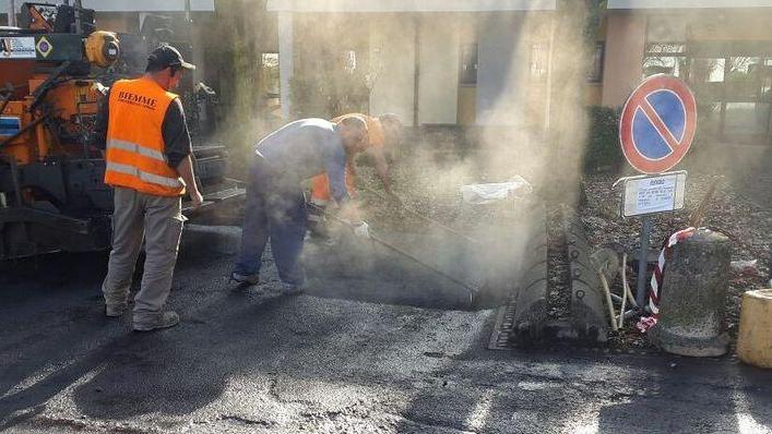 Rifatto il piazzale davanti al centro diurno per anziani