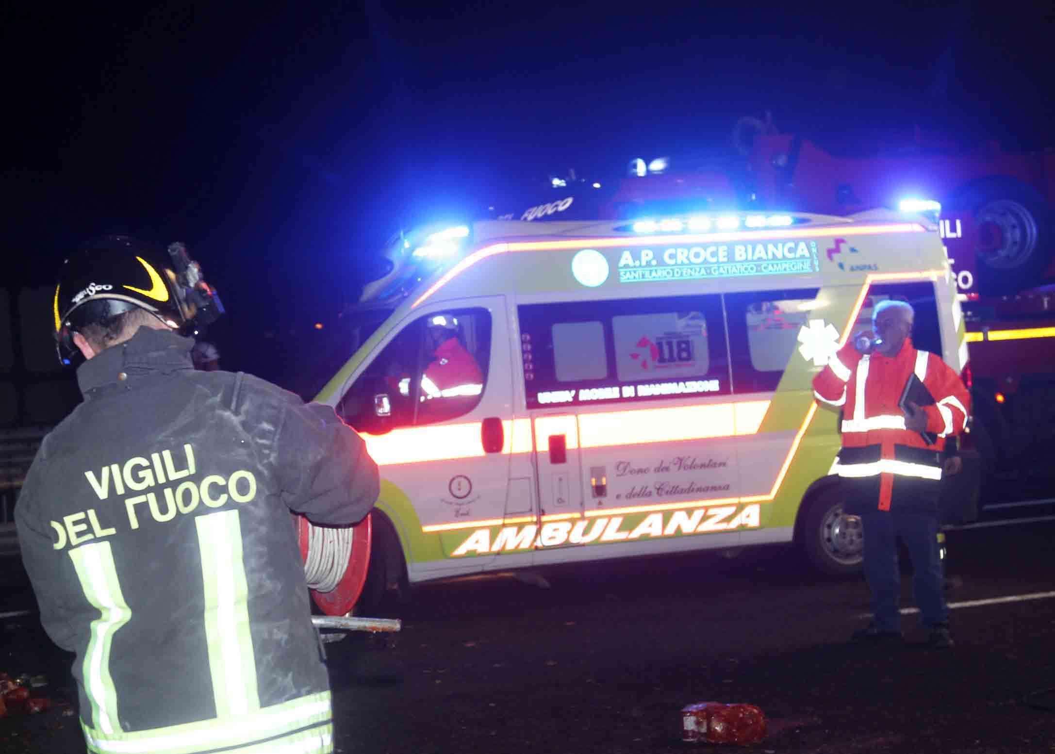Tamponamento tra tir, due feriti