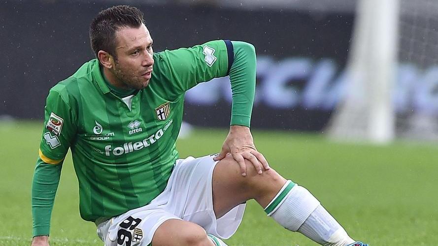 Finiti i soldi, l’acquirente frena: Parma nel caos