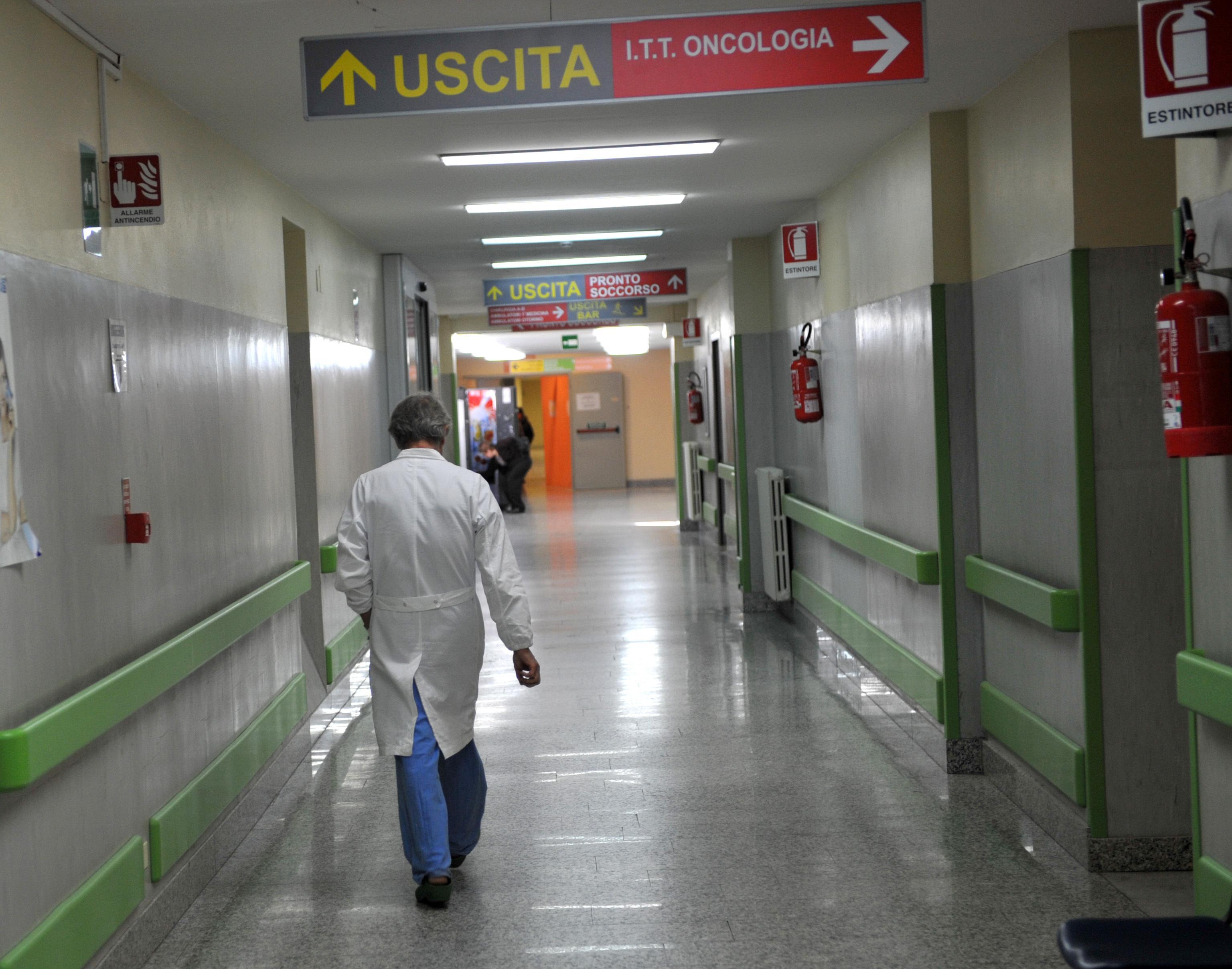 Sanità, ogni anno in fumo 20 mila visite 